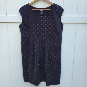 Cute maternity dress